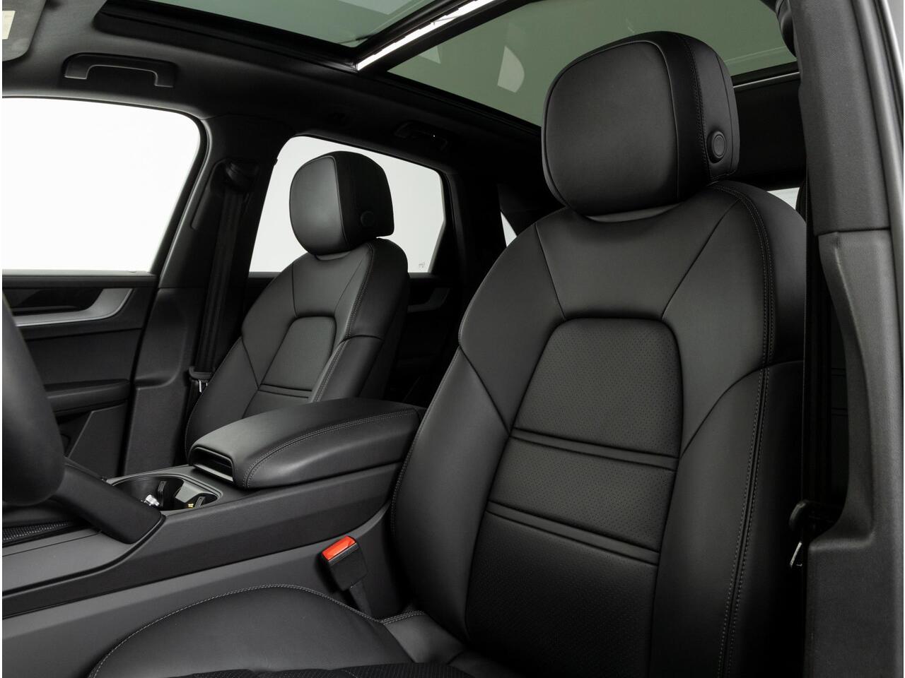 Porsche CAYENNE S E-Hybrid