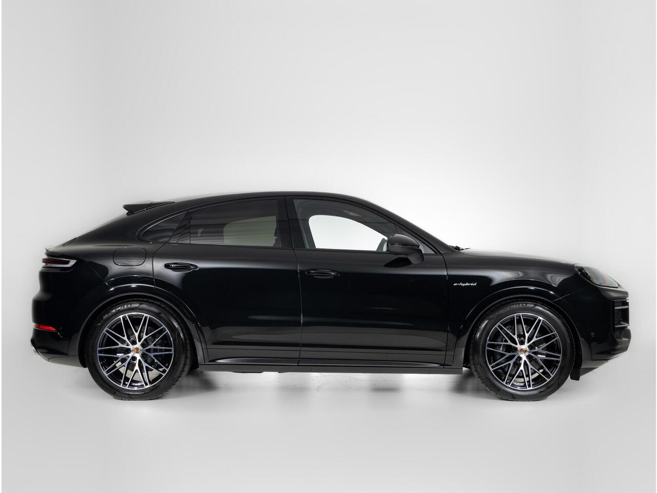 Porsche CAYENNE Coupé E-Hybrid