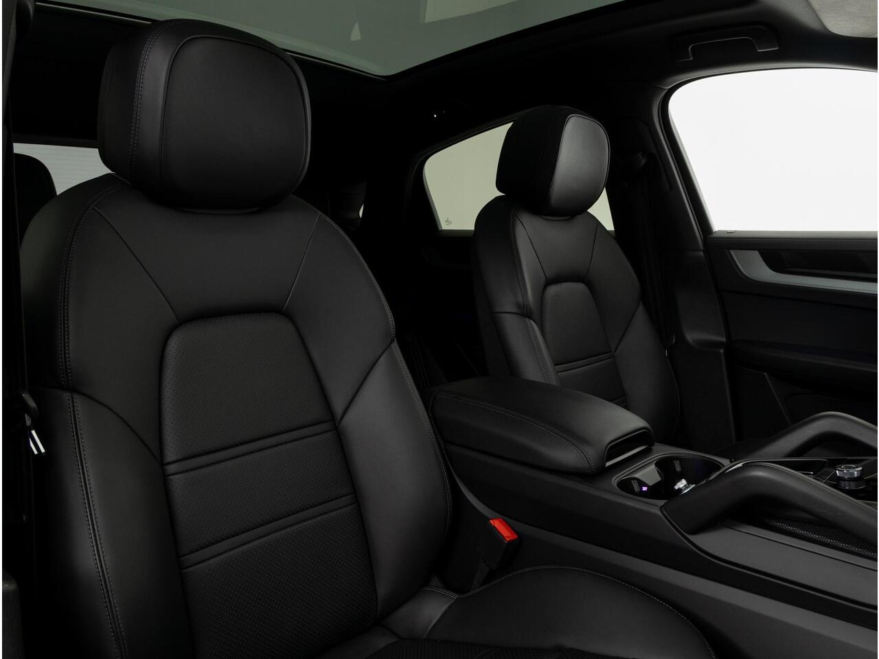 Porsche CAYENNE Coupé E-Hybrid