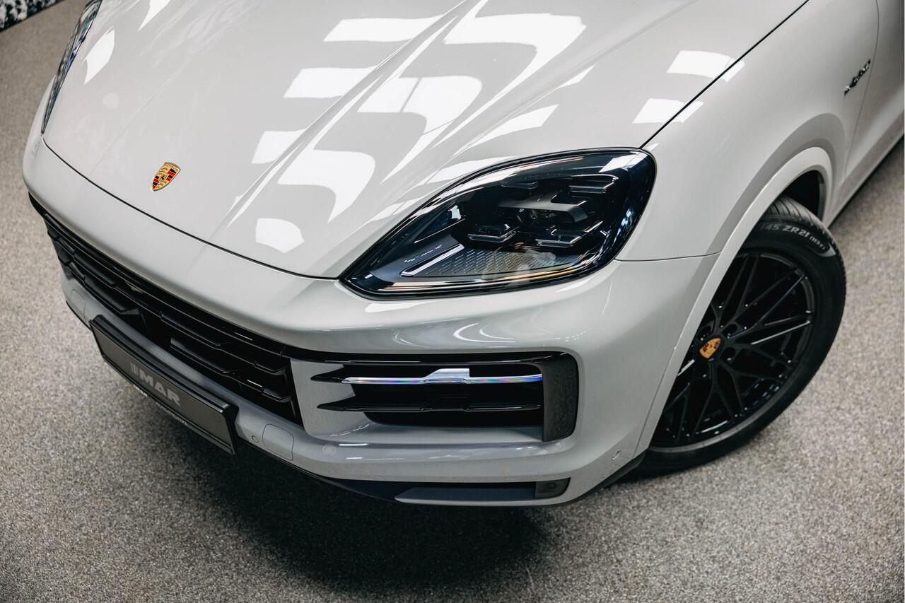 Porsche CAYENNE Coupé 3.0 E-Hybrid | Head-up | Bose | Sport Chrono | Stuurverwarming | Stoelverwarming en verkoeling | Trekhaak | Kreide |