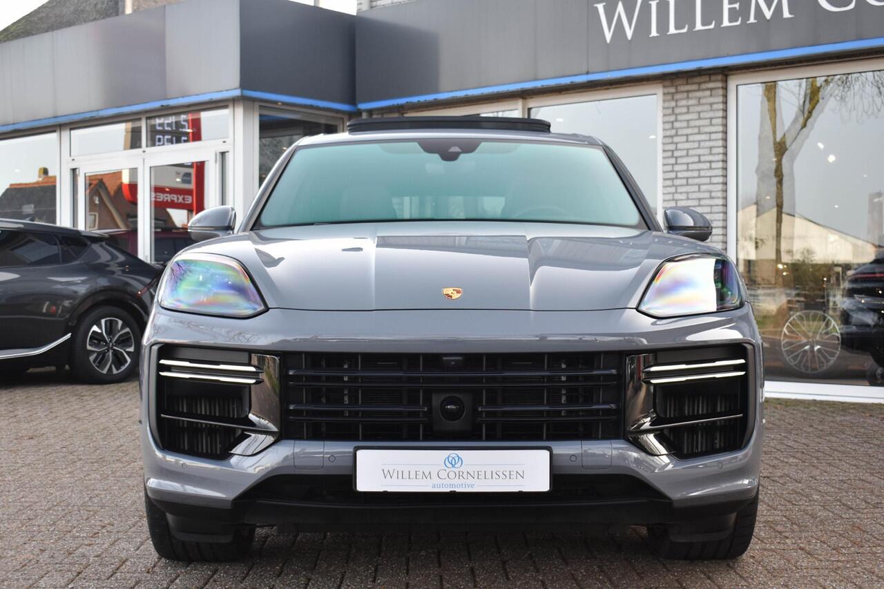 Porsche CAYENNE 4.0 Turbo E-Hybrid Sport Chrono Pano PASM ACC Zitklima Bose Sound