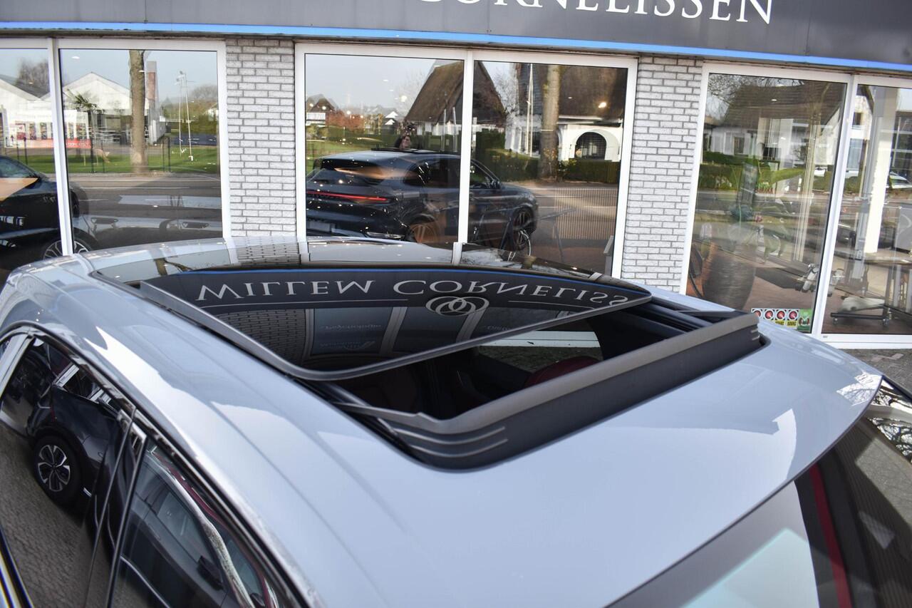 Porsche CAYENNE 4.0 Turbo E-Hybrid Sport Chrono Pano PASM ACC Zitklima Bose Sound