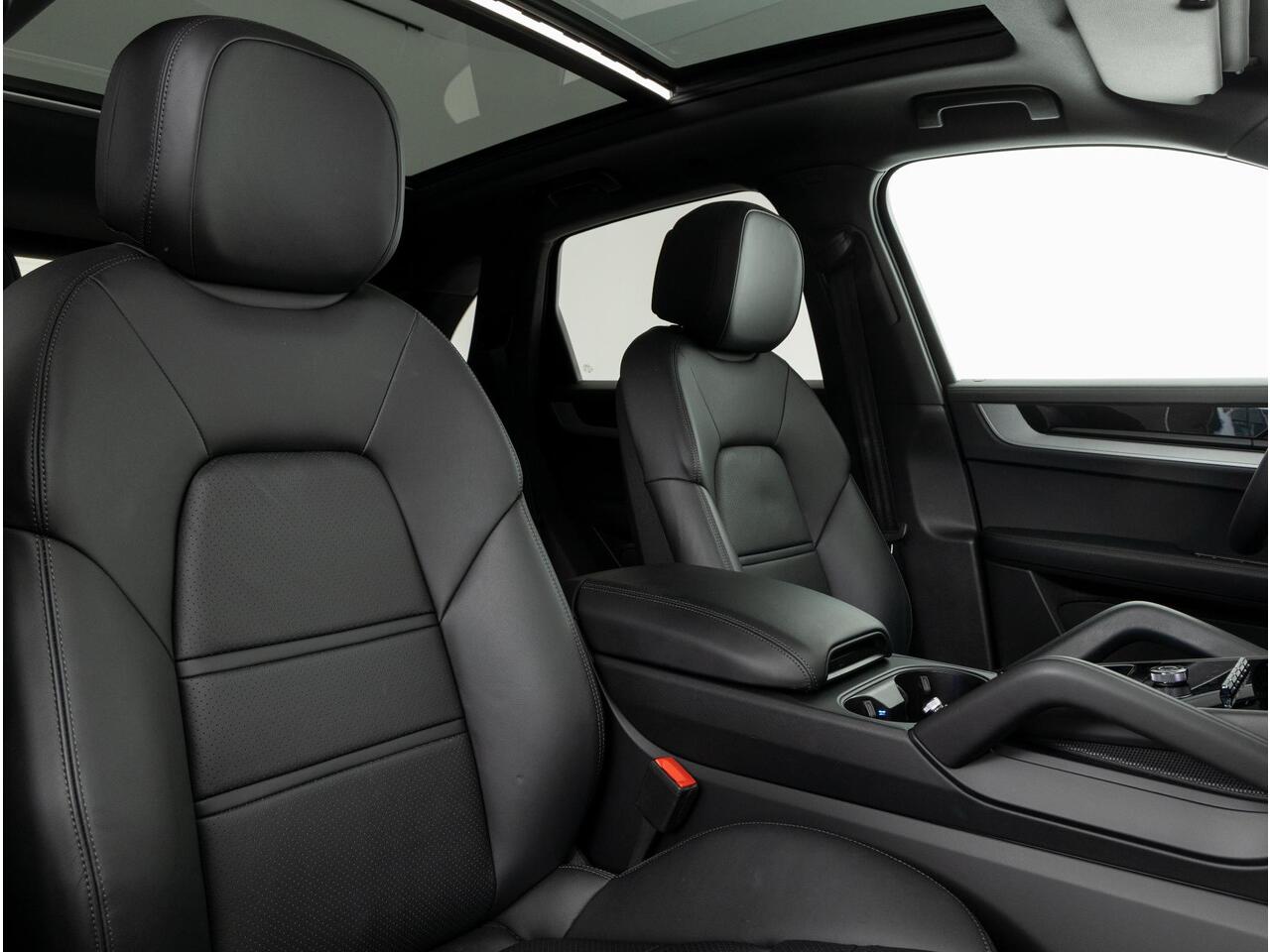 Porsche CAYENNE S E-Hybrid