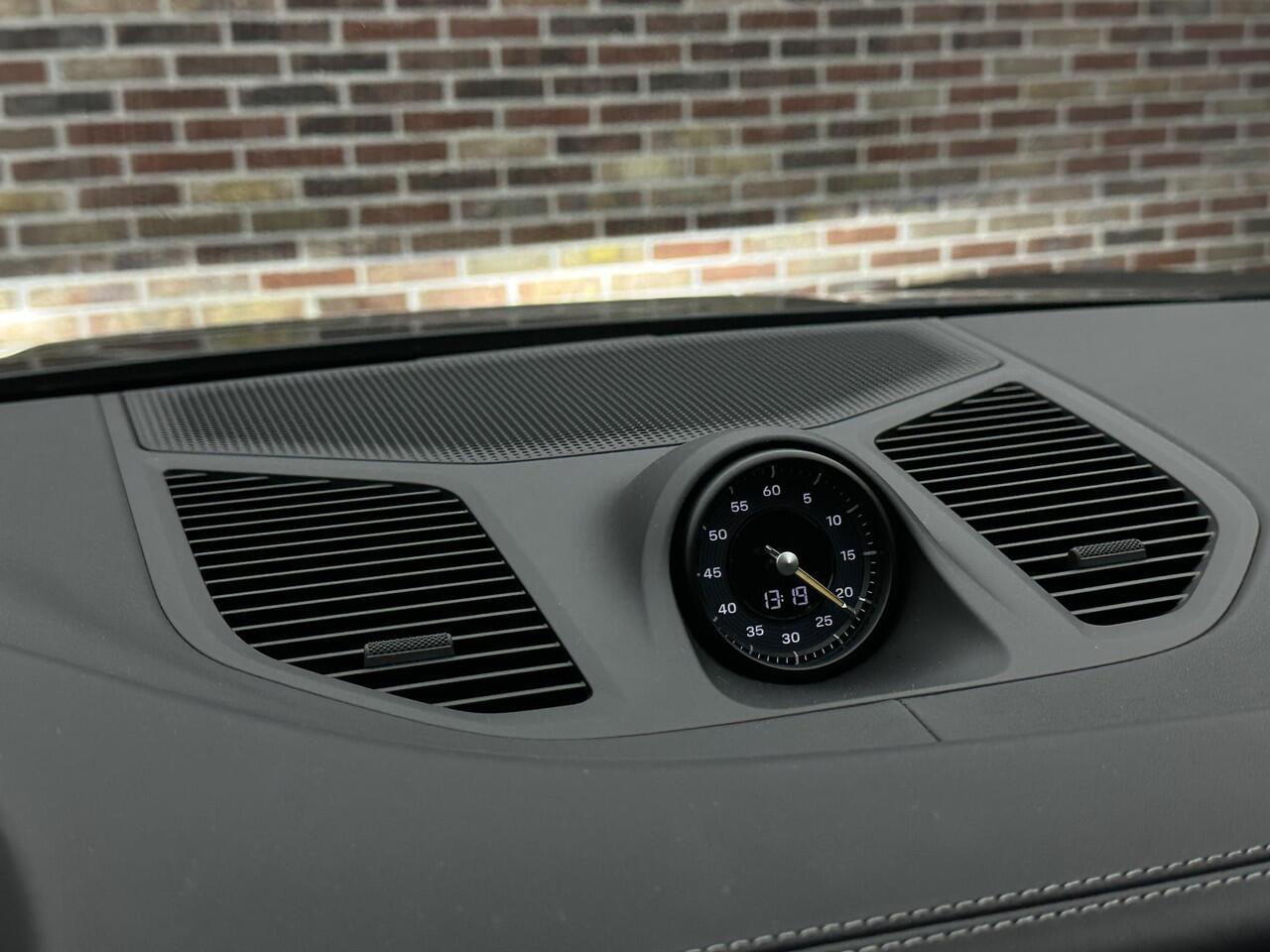 Porsche CAYENNE Coupé 4.0 Turbo E-Hybrid GT Carbon 360 Headup Burmeister