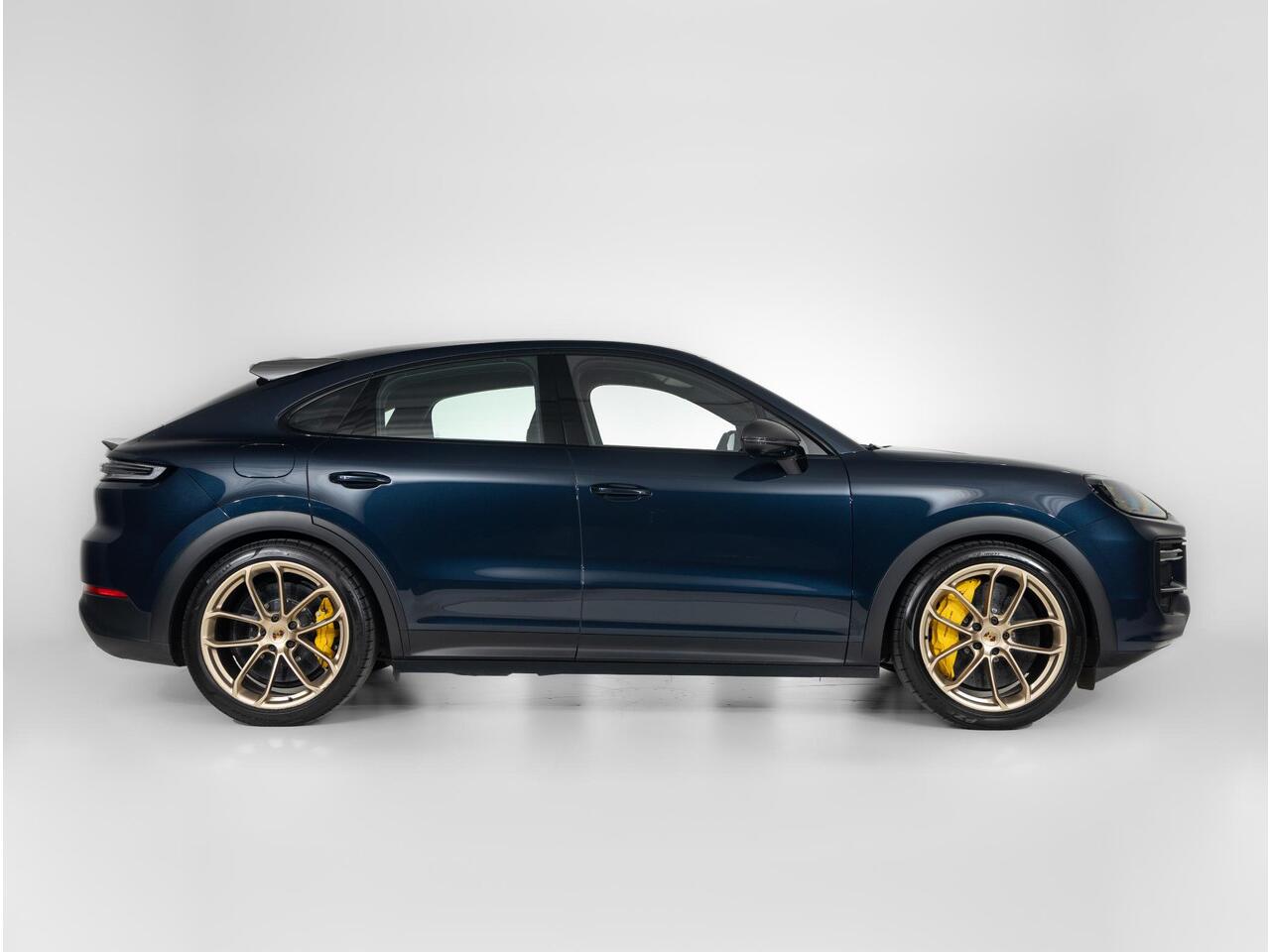 Porsche CAYENNE Coupé Turbo E-Hybrid GT