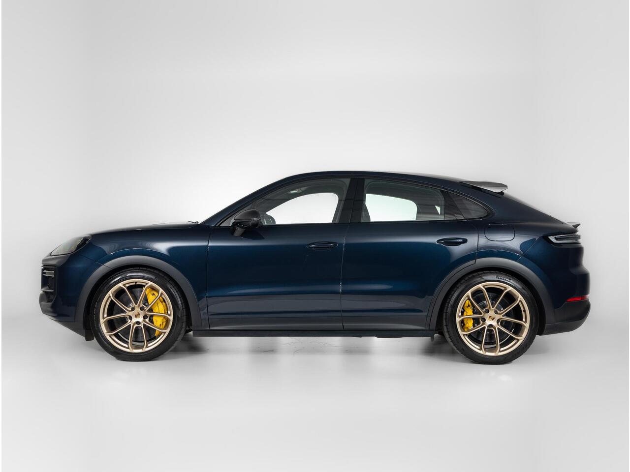 Porsche CAYENNE Coupé Turbo E-Hybrid GT