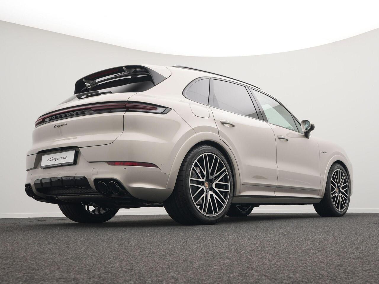 Porsche CAYENNE E-Hybrid