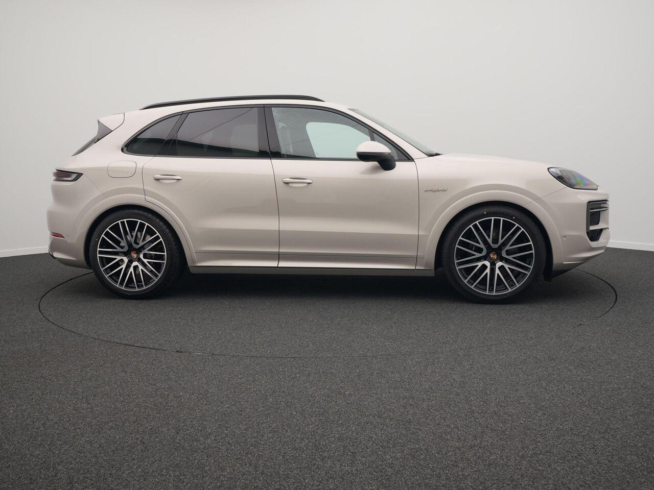 Porsche CAYENNE E-Hybrid