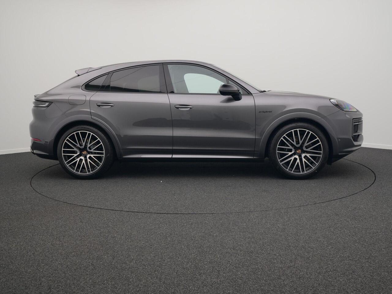 Porsche CAYENNE E-Hybrid