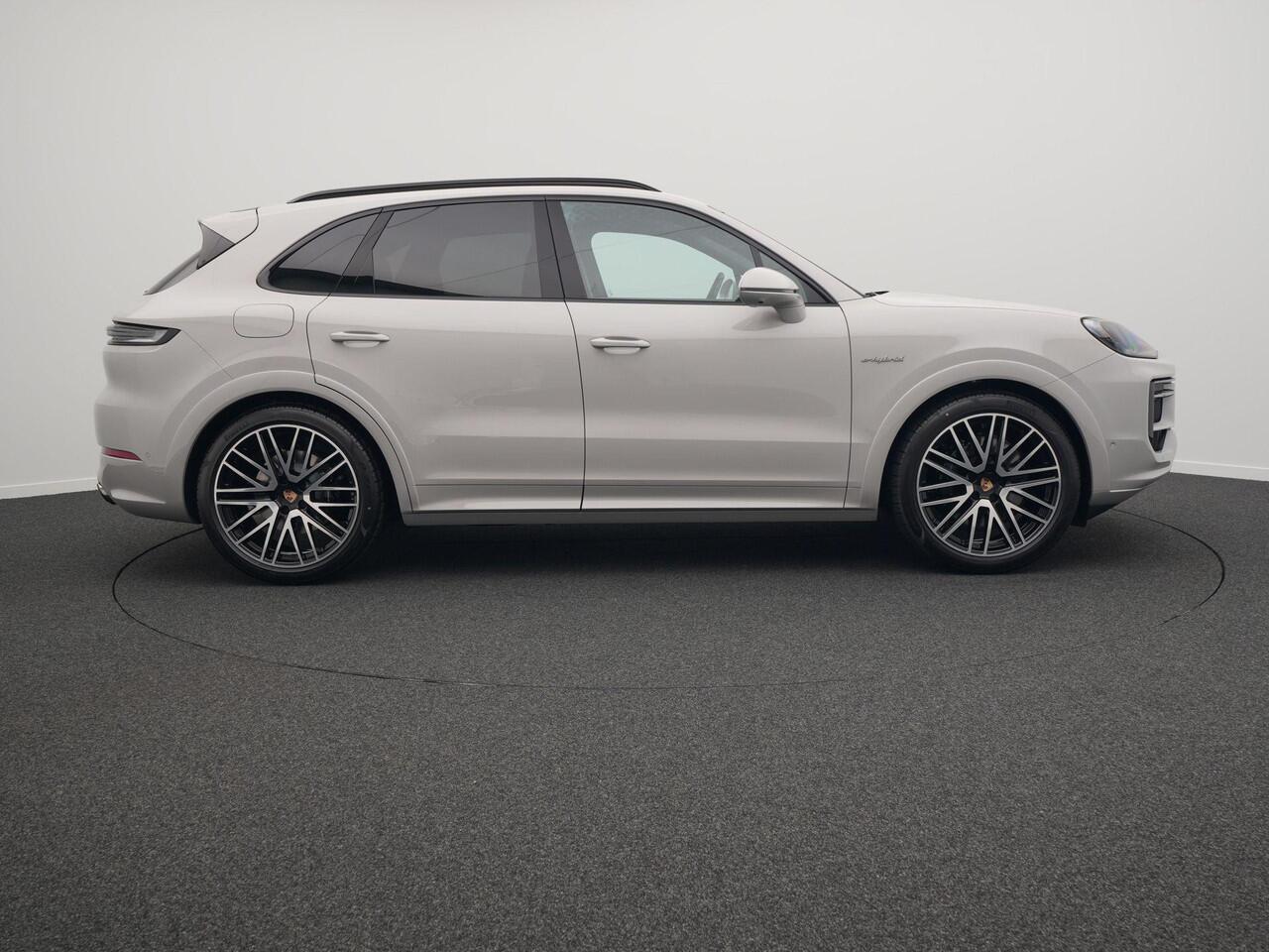 Porsche CAYENNE E-Hybrid