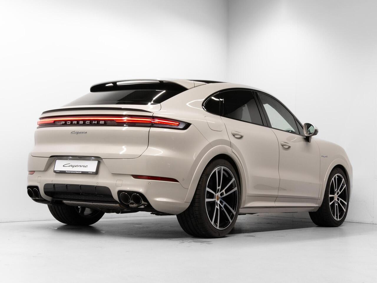Porsche CAYENNE E-Hybrid Coupé