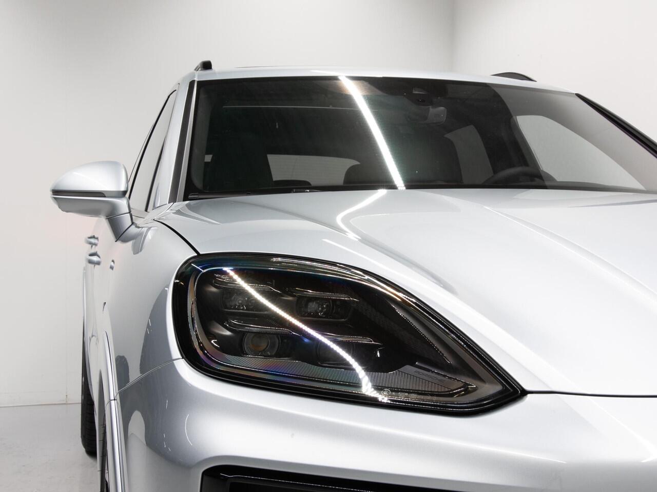 Porsche CAYENNE E-Hybrid