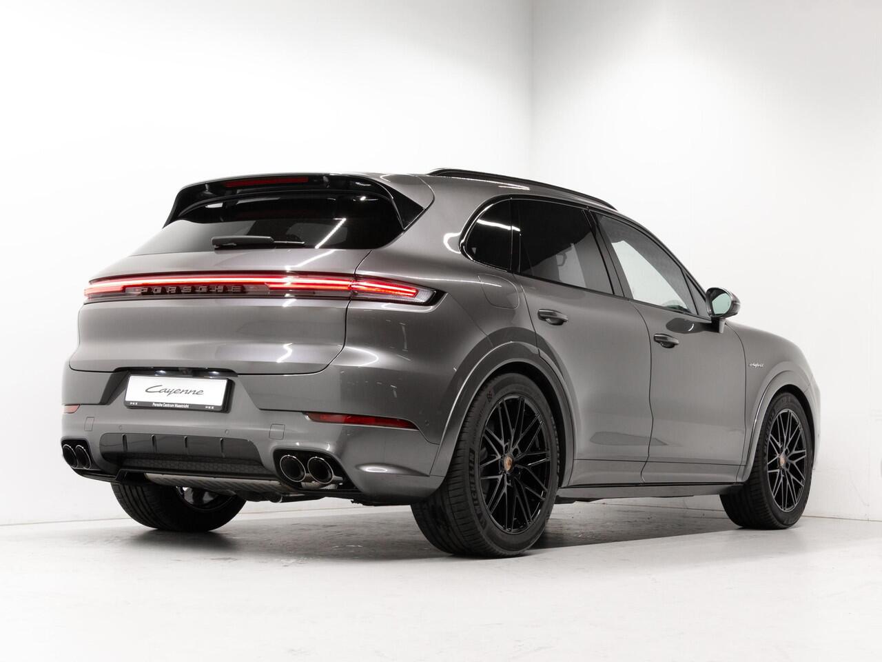 Porsche CAYENNE E-Hybrid
