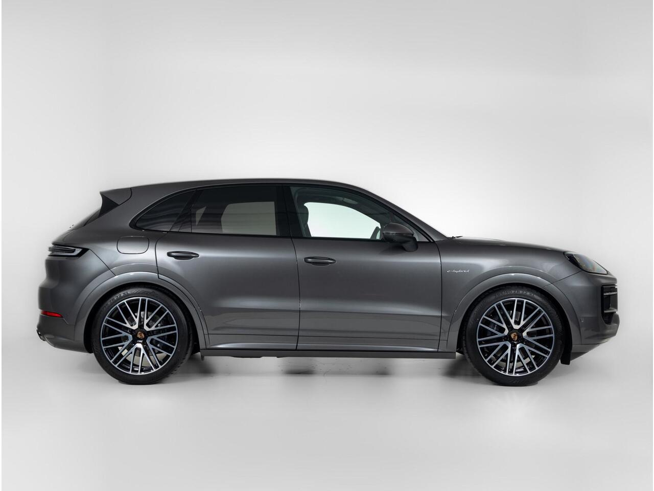 Porsche CAYENNE E-Hybrid