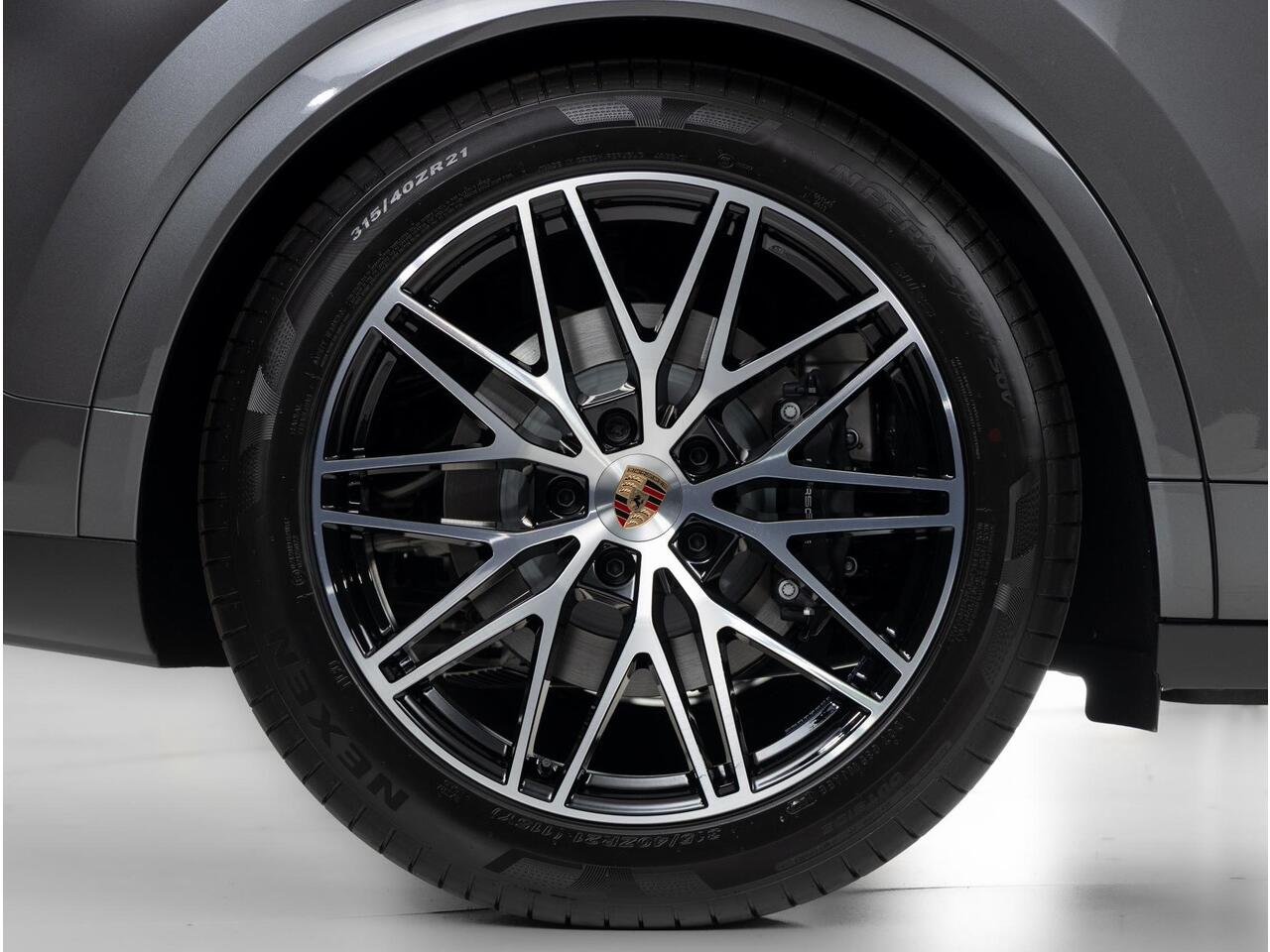 Porsche CAYENNE E-Hybrid