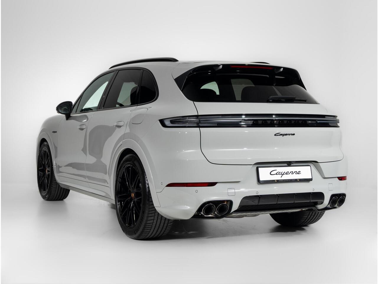 Porsche CAYENNE E-Hybrid Black Edition