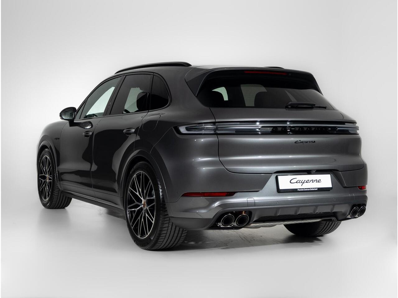 Porsche CAYENNE E-Hybrid Black Edition