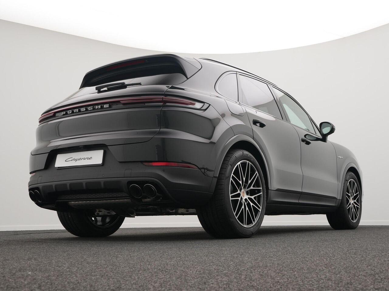 Porsche CAYENNE E-Hybrid