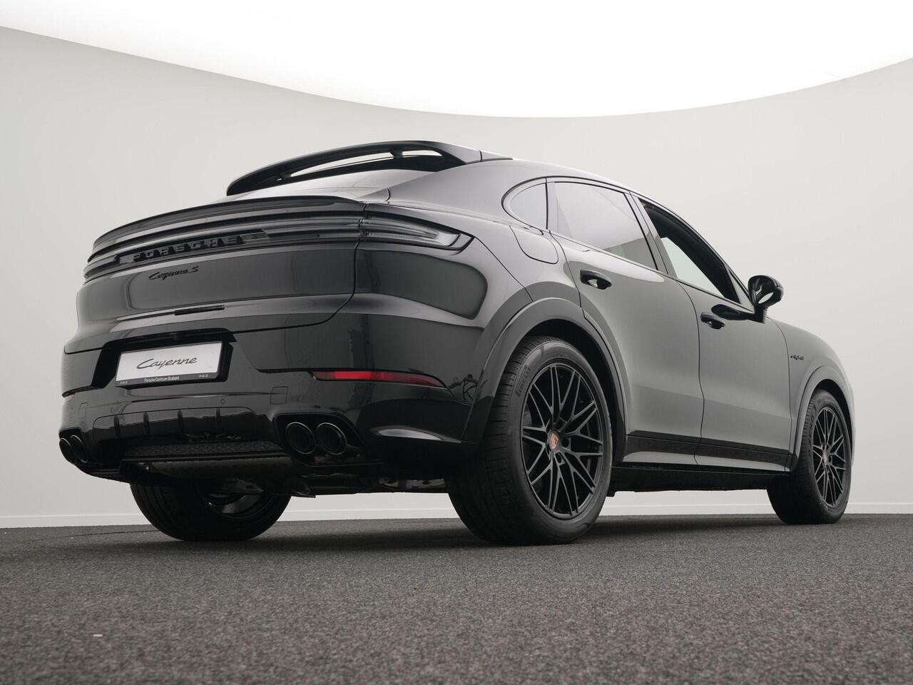 Porsche CAYENNE S E-Hybrid Coupé Black Edition
