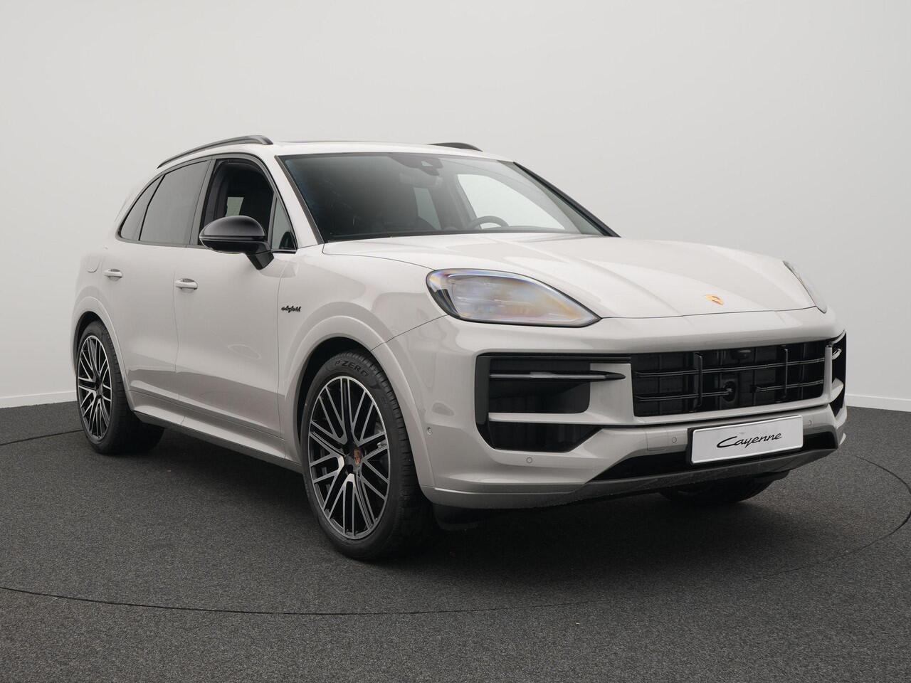 Porsche CAYENNE Coupé E-Hybrid Black Edition