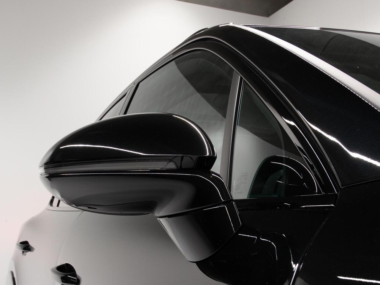 Porsche CAYENNE S E-Hybrid Black Edition