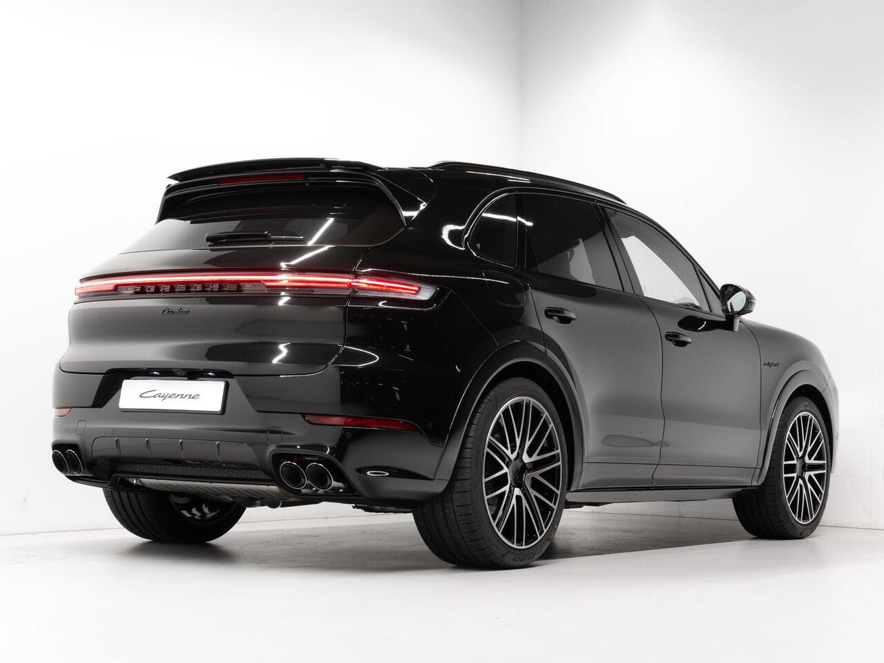 Porsche CAYENNE Turbo E-Hybrid