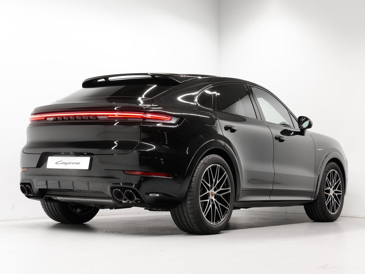 Porsche CAYENNE S E-Hybrid Coupé Black Edition