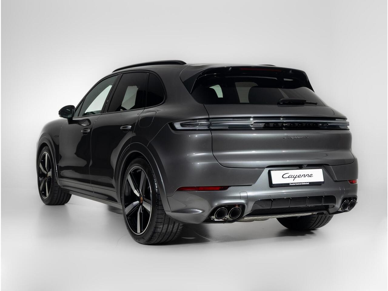 Porsche CAYENNE S E-Hybrid Black Edition