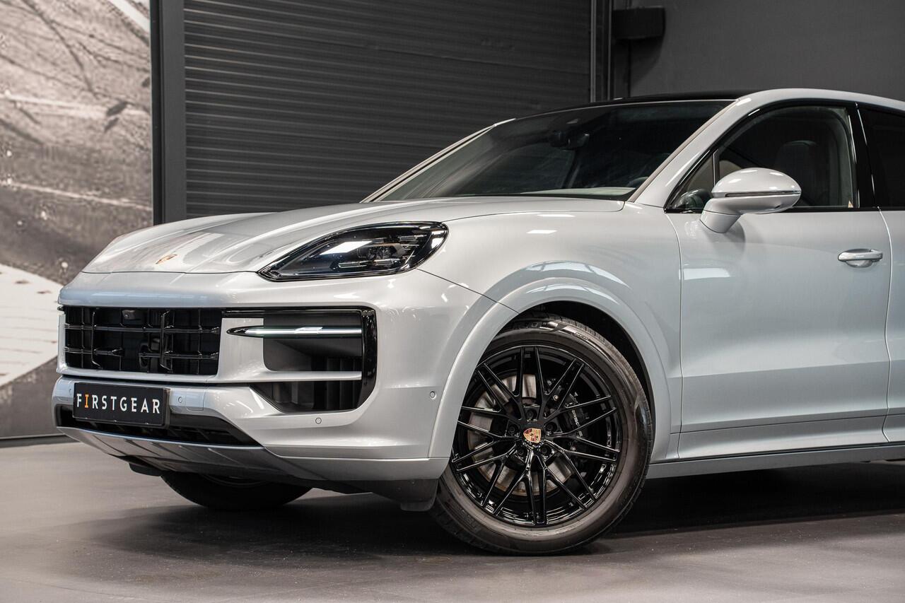 Porsche CAYENNE Coupé 3.0 E-Hybrid *Sport-Design / Vierwielbesturing / Stoelventilatie / BOSE / 18-Wegs / Panorama / Soft-Close / Keyless*