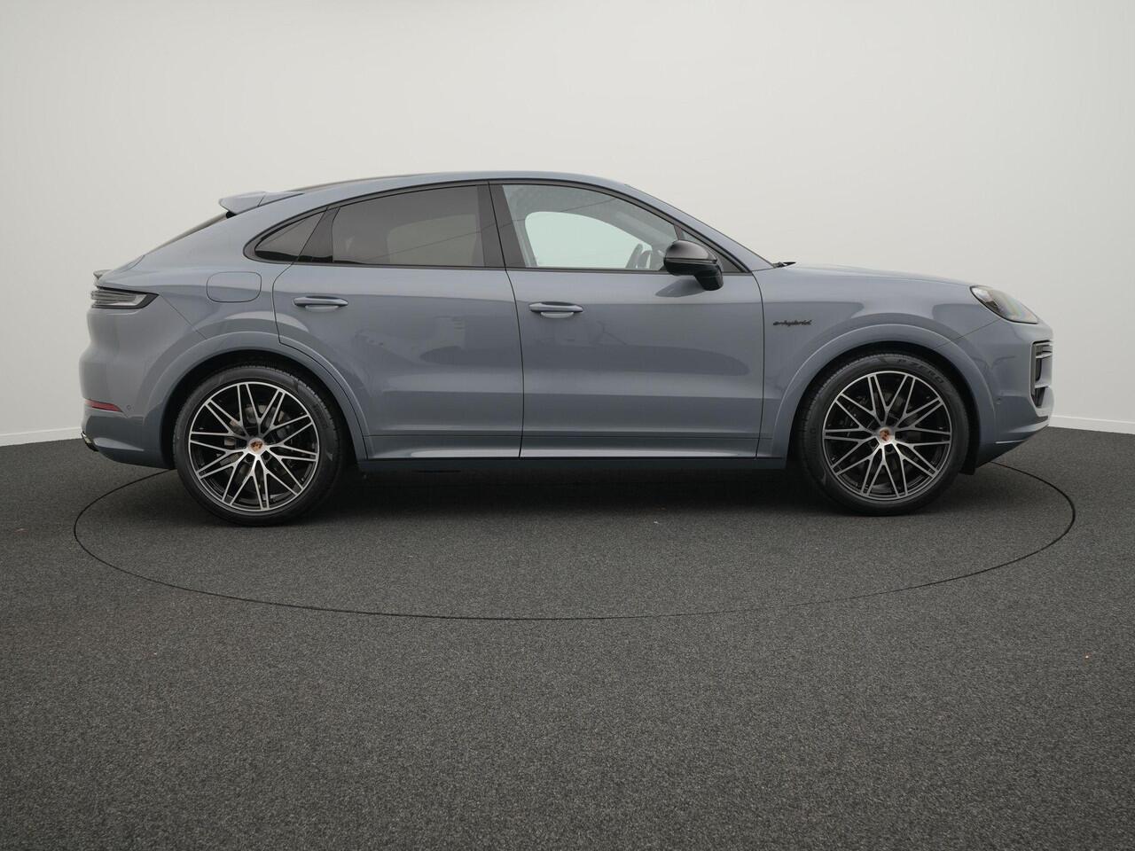 Porsche CAYENNE Coupé E-Hybrid