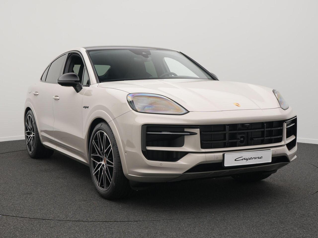 Porsche CAYENNE Coupé E-Hybrid Black Edition