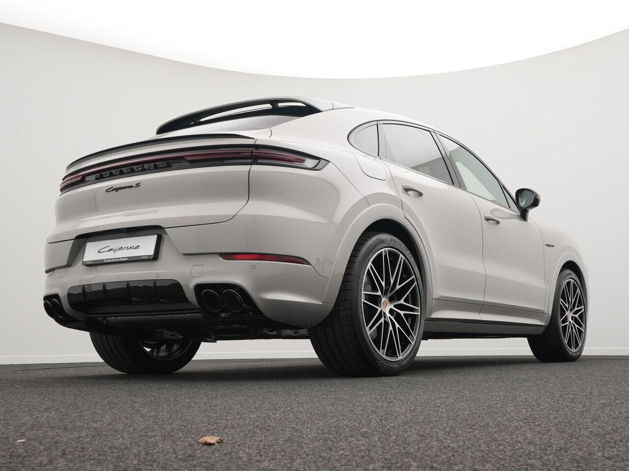 Porsche CAYENNE S E-Hybrid Coupé Black Edition