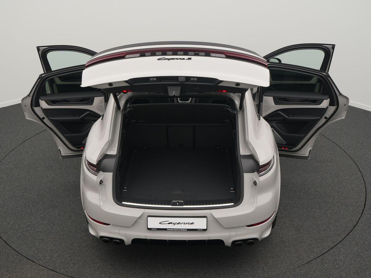 Porsche CAYENNE S E-Hybrid Coupé Black Edition