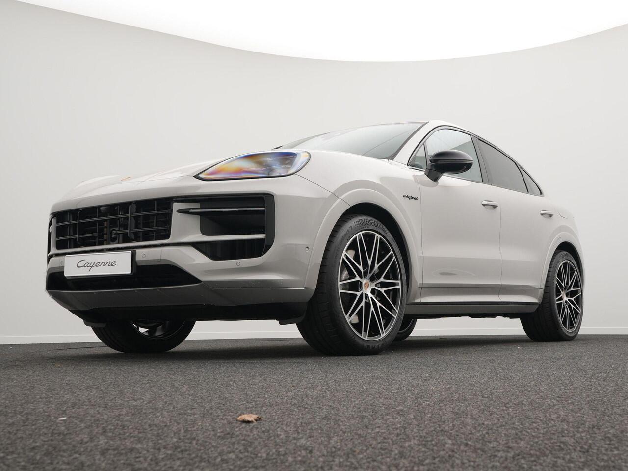 Porsche CAYENNE S E-Hybrid Coupé Black Edition
