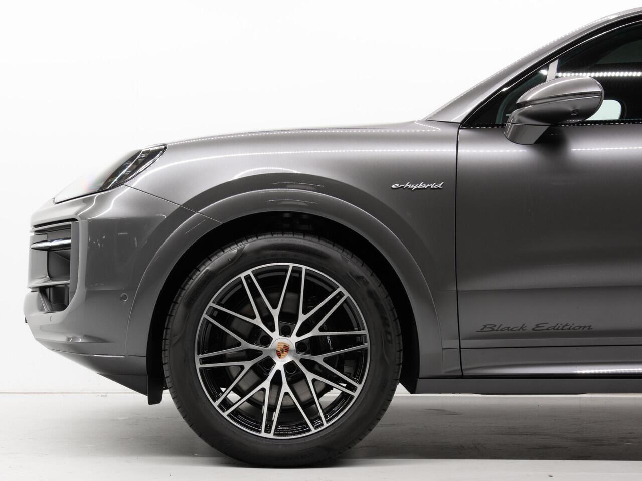 Porsche CAYENNE E-Hybrid Black Edition