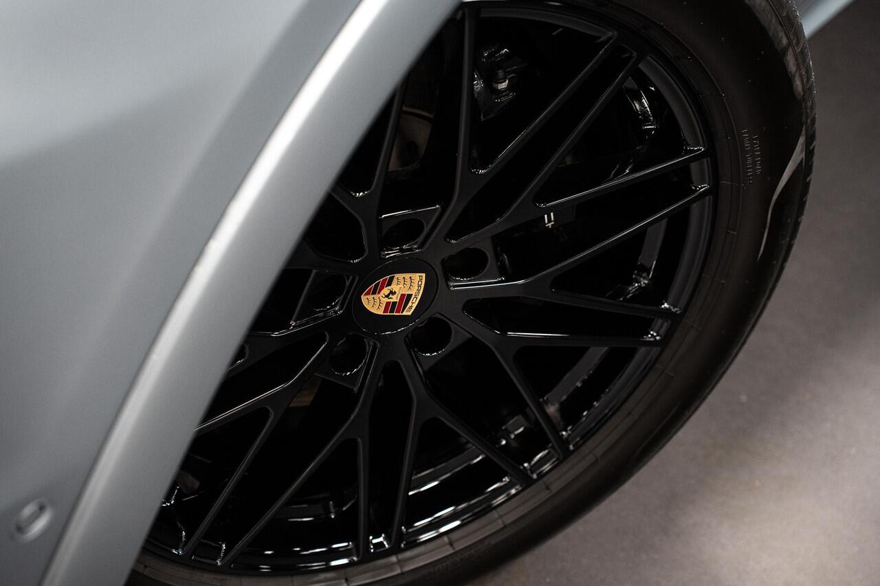 Porsche CAYENNE Coupé 3.0 E-Hybrid *Sport-Design / Vierwielbesturing / Stoelventilatie / BOSE / 18-Wegs / Panorama / Soft-Close / Keyless*