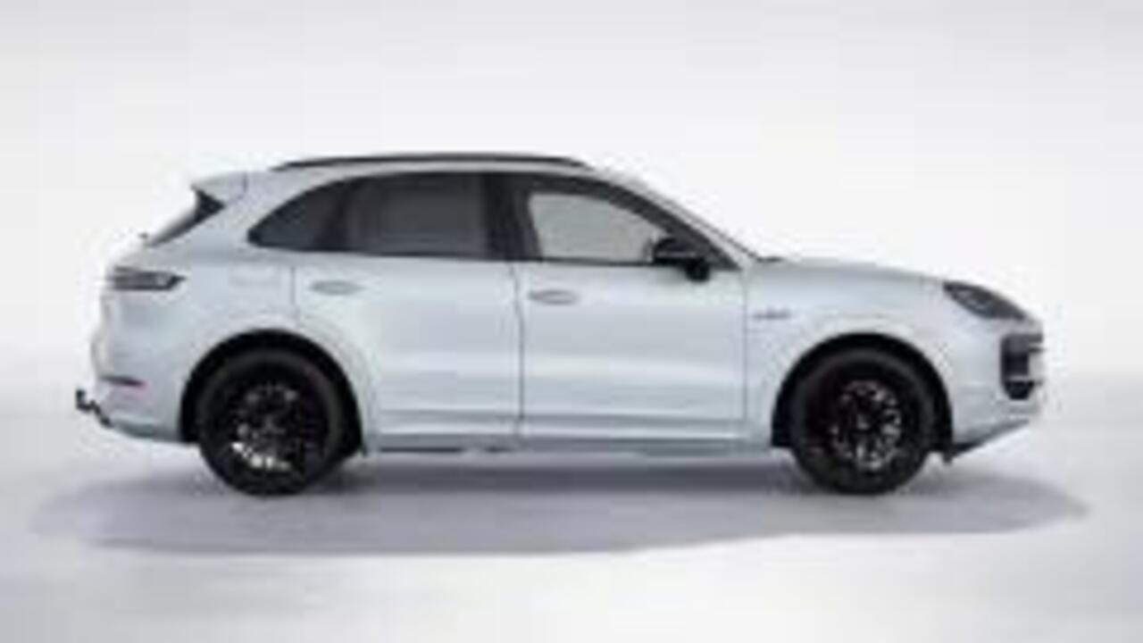 Porsche CAYENNE E-Hybrid Black Edition