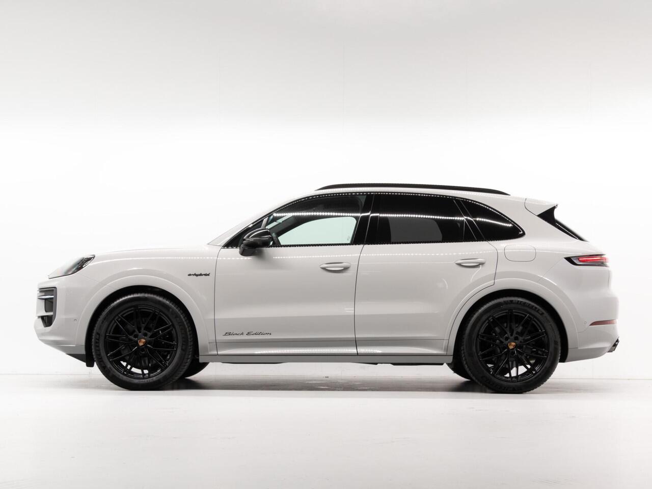Porsche CAYENNE E-Hybrid Black Edition