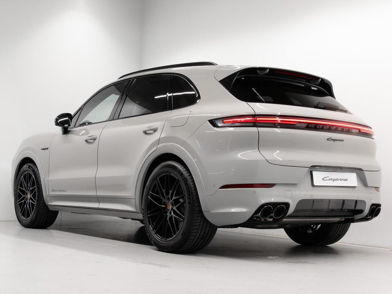 Porsche CAYENNE E-Hybrid Black Edition