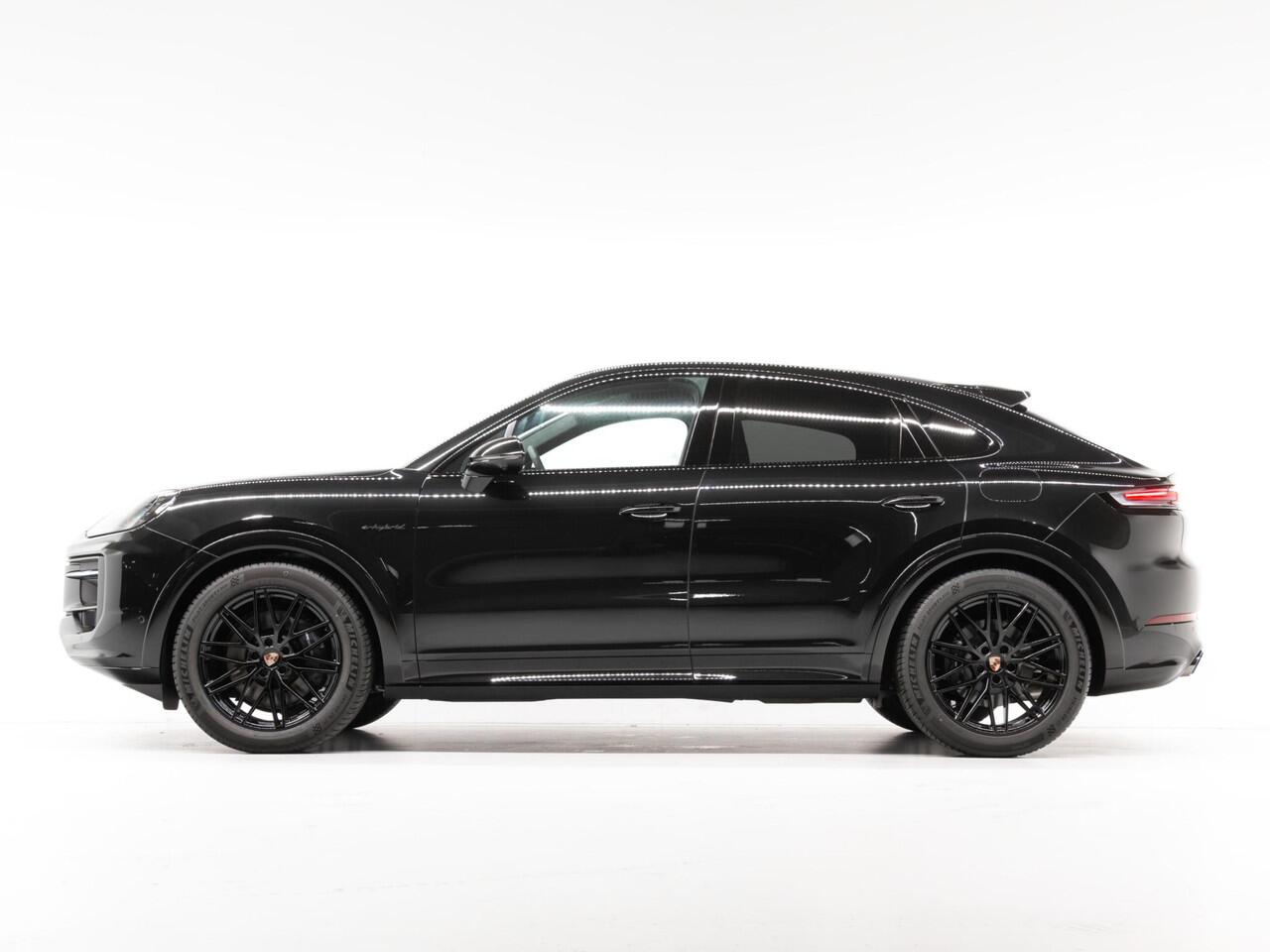 Porsche CAYENNE E-Hybrid Coupé Black Edition