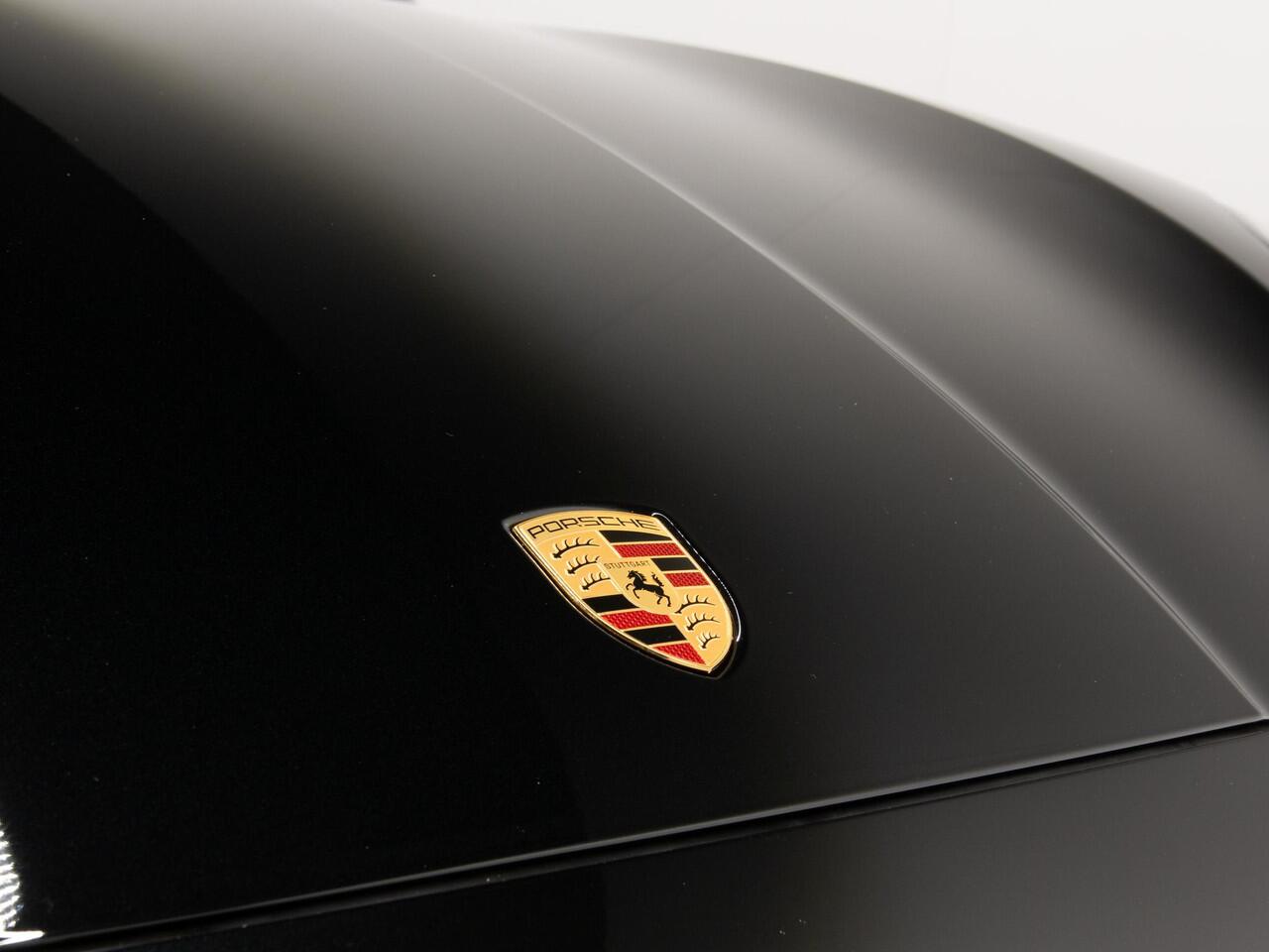 Porsche CAYENNE E-Hybrid Coupé Black Edition