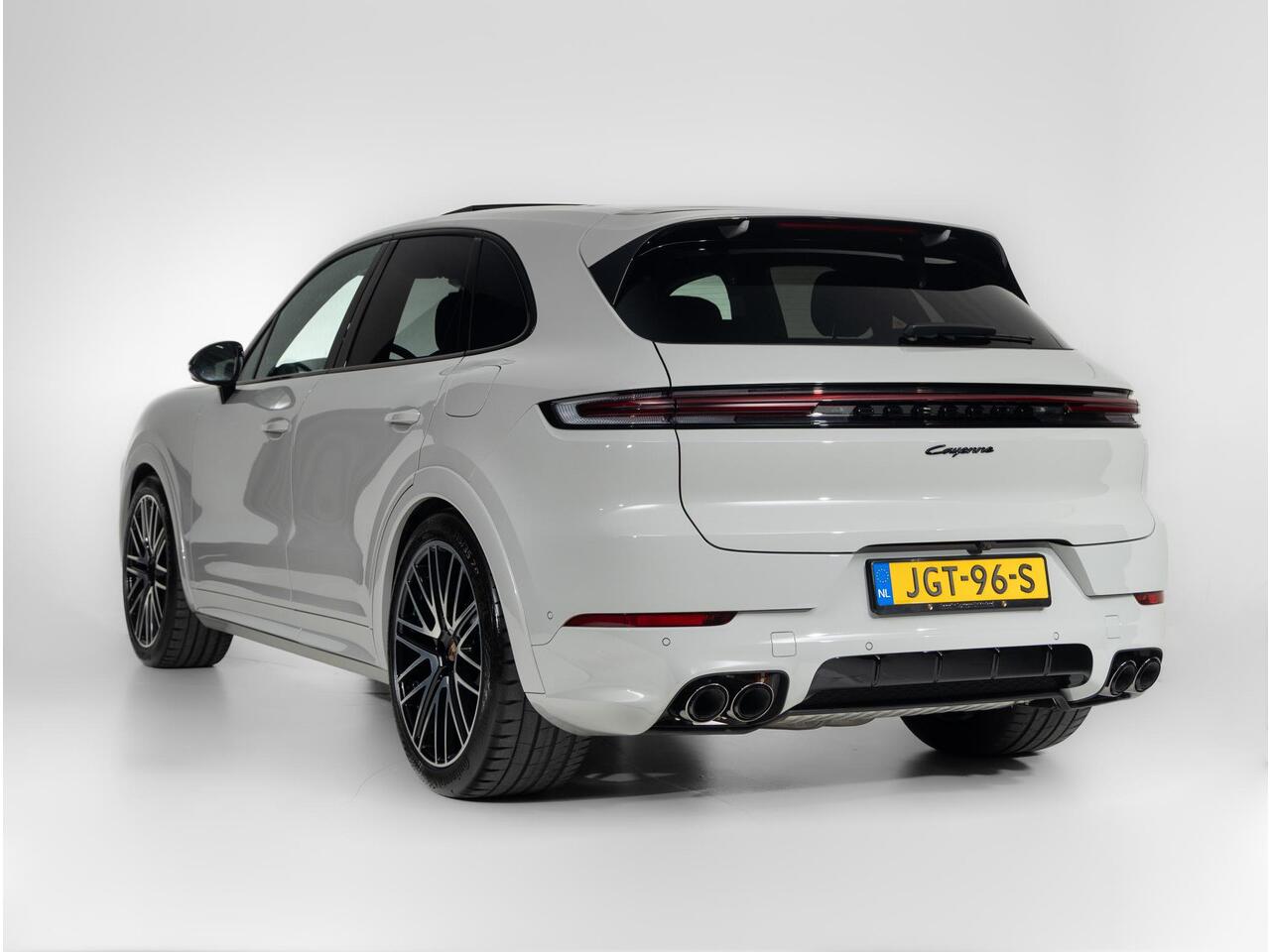 Porsche CAYENNE E-Hybrid