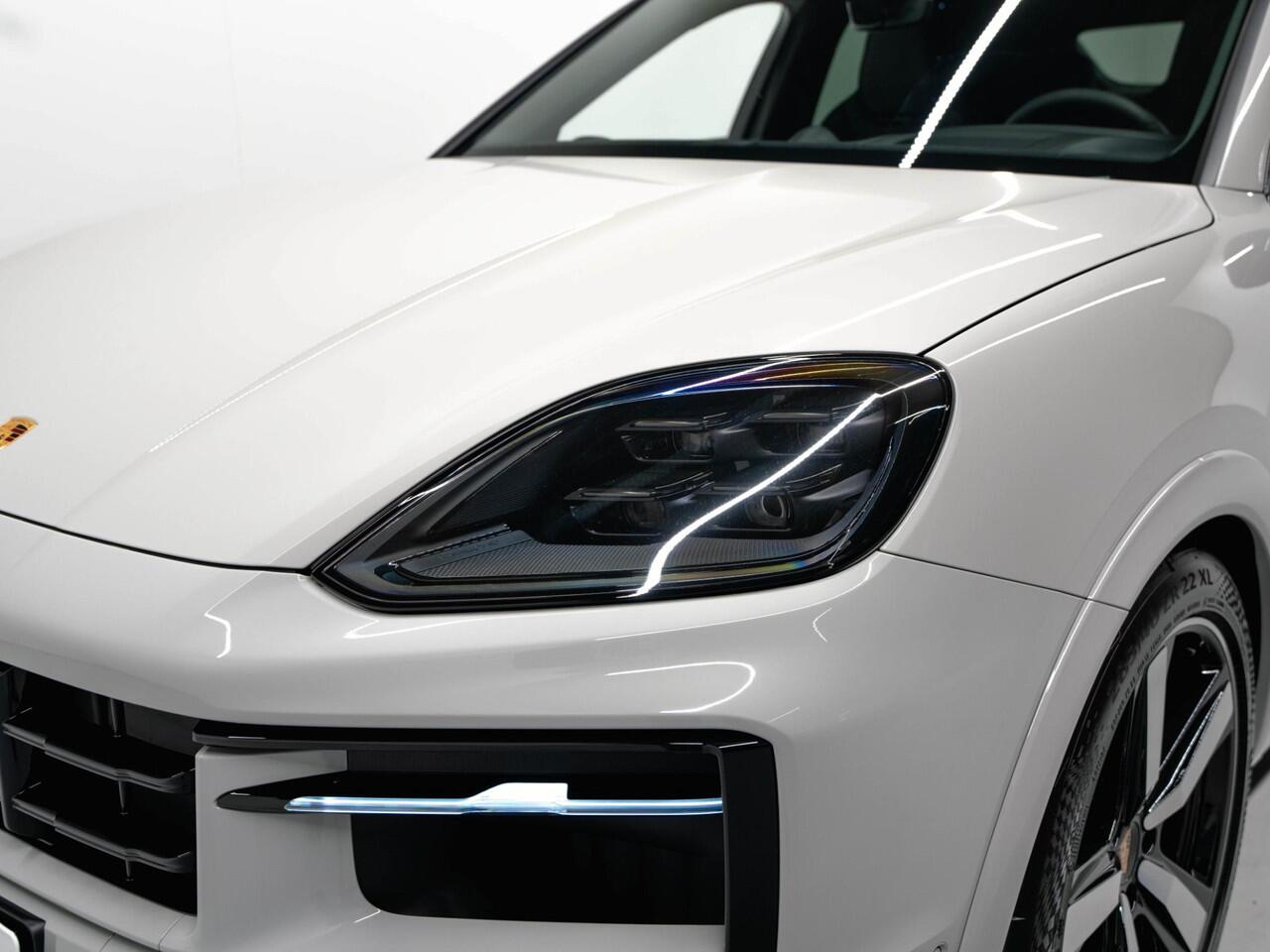 Porsche CAYENNE E-Hybrid Coupé Black Edition