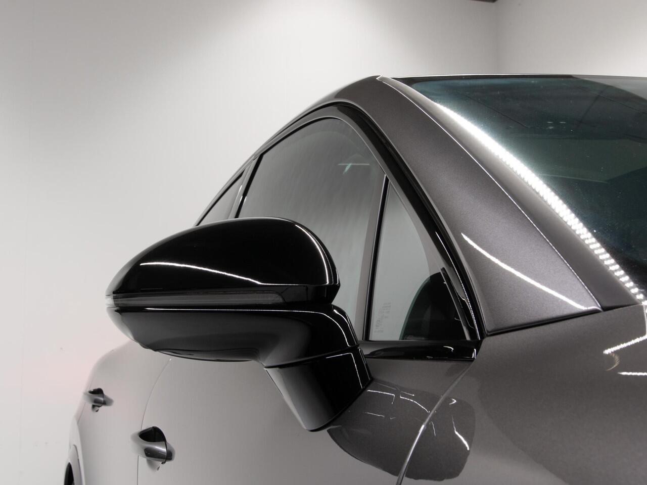 Porsche CAYENNE E-Hybrid Coupé