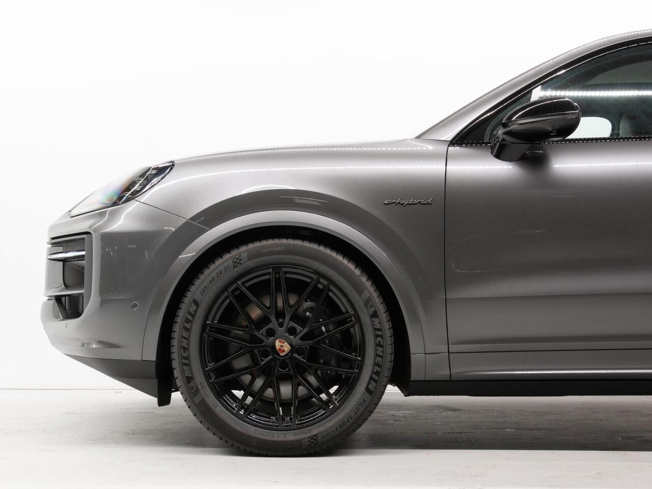 Porsche CAYENNE E-Hybrid Coupé