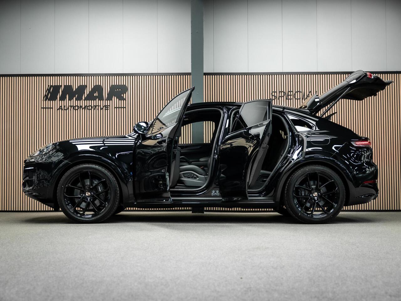 Porsche CAYENNE Coupé 3.0 E-Hybrid Black Edition | Sportuitlaat | Stoelverwarming en verkoeling | Sport Chrono |