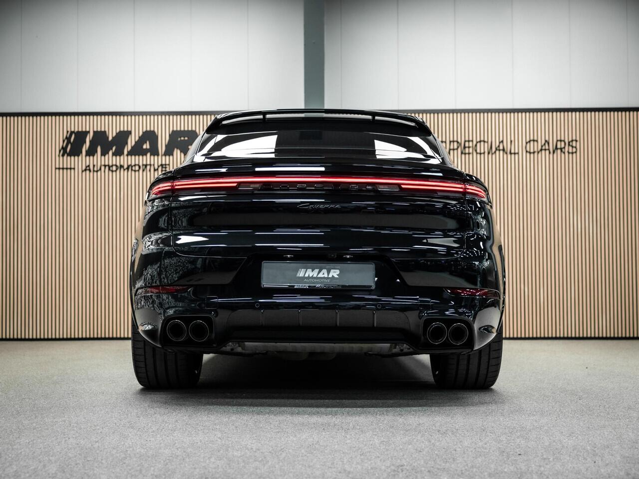 Porsche CAYENNE Coupé 3.0 E-Hybrid Black Edition | Sportuitlaat | Stoelverwarming en verkoeling | Sport Chrono |