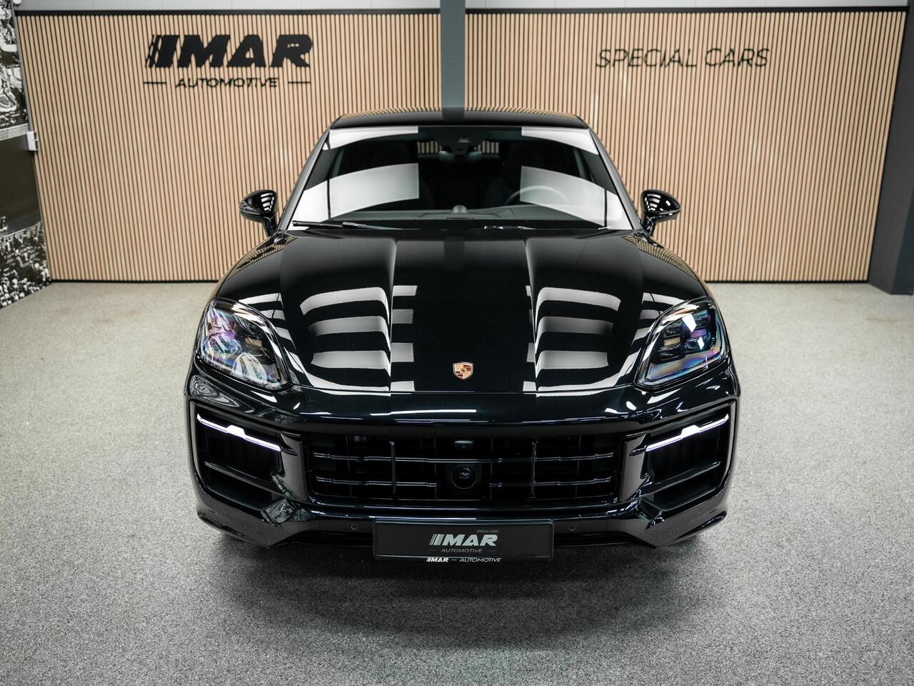 Porsche CAYENNE Coupé 3.0 E-Hybrid Black Edition | Sportuitlaat | Stoelverwarming en verkoeling | Sport Chrono |