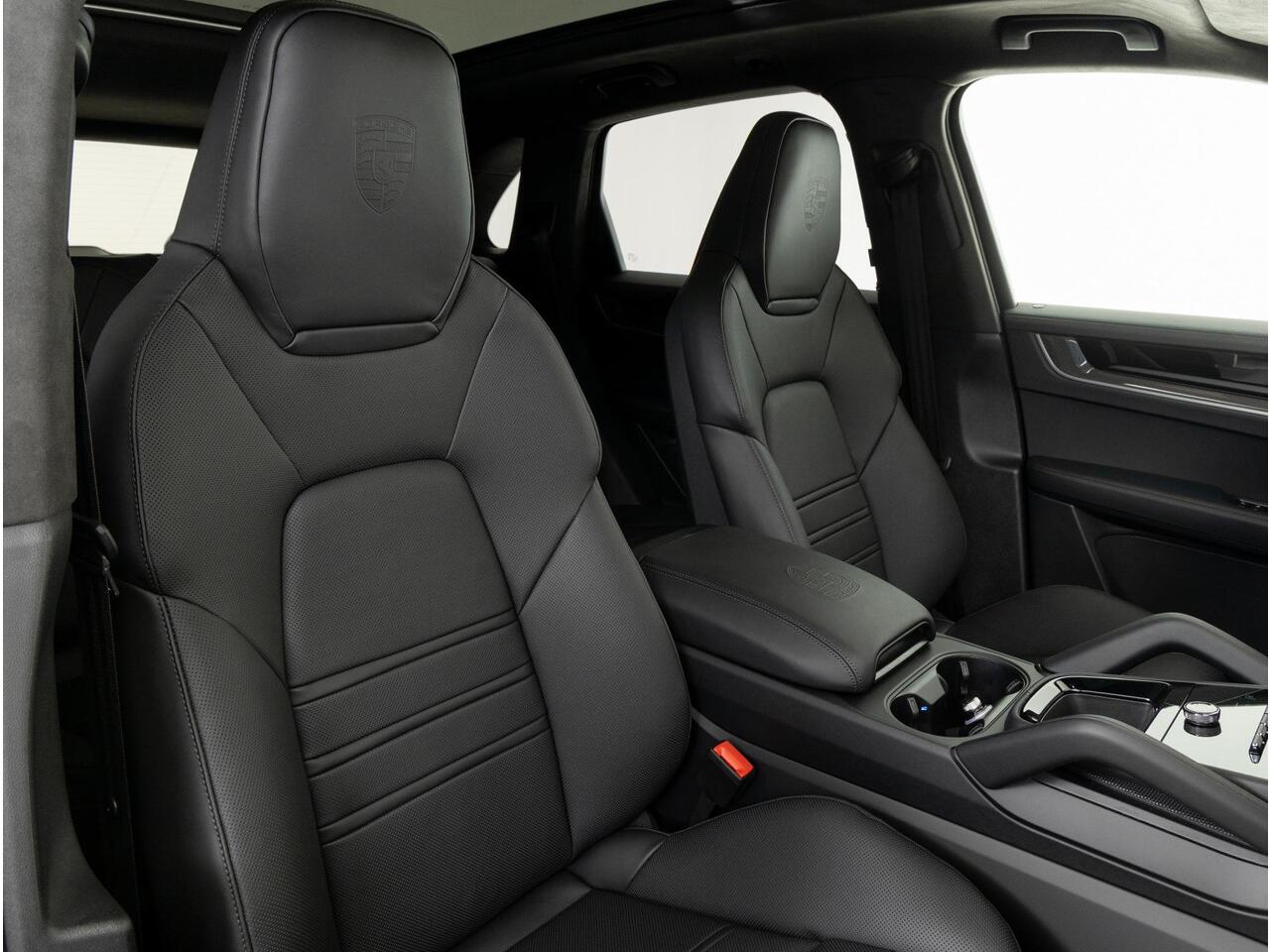 Porsche CAYENNE S E-Hybrid Black Edition