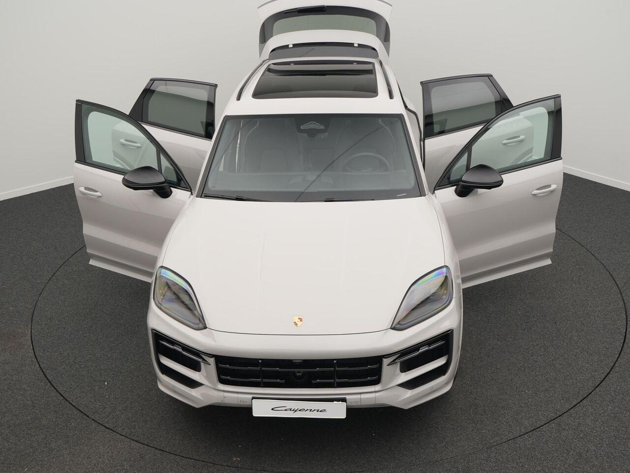 Porsche CAYENNE S E-Hybrid Black Edition